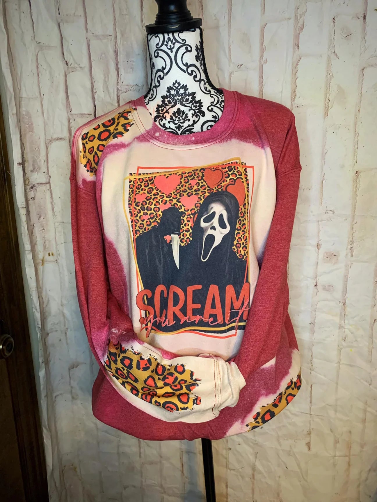 Scream You are it Bleached Sweatshirts