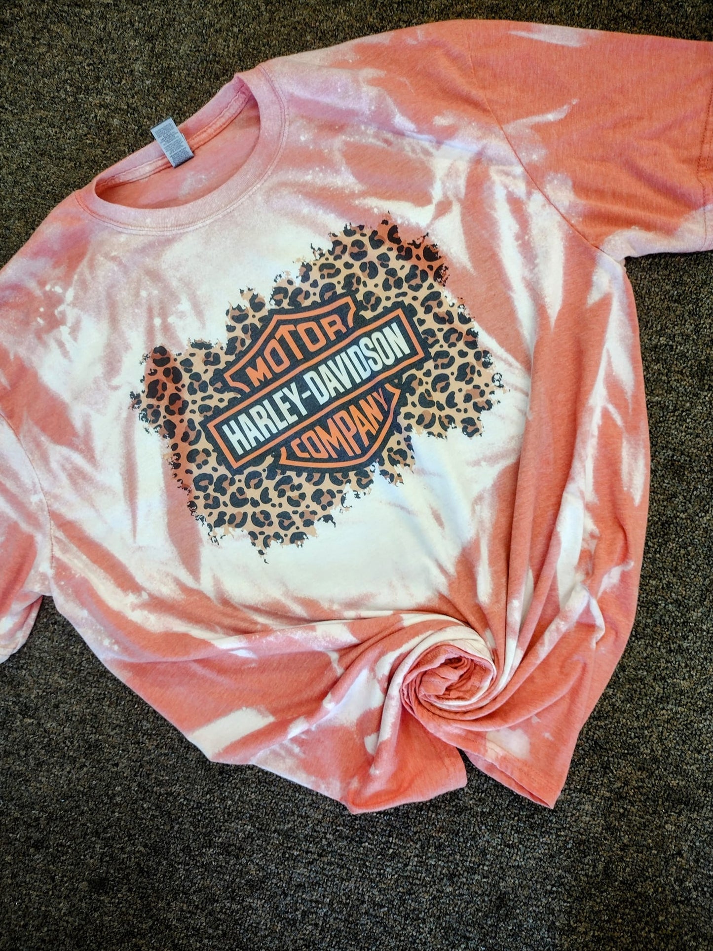 HD Bleach tee ON Pink !