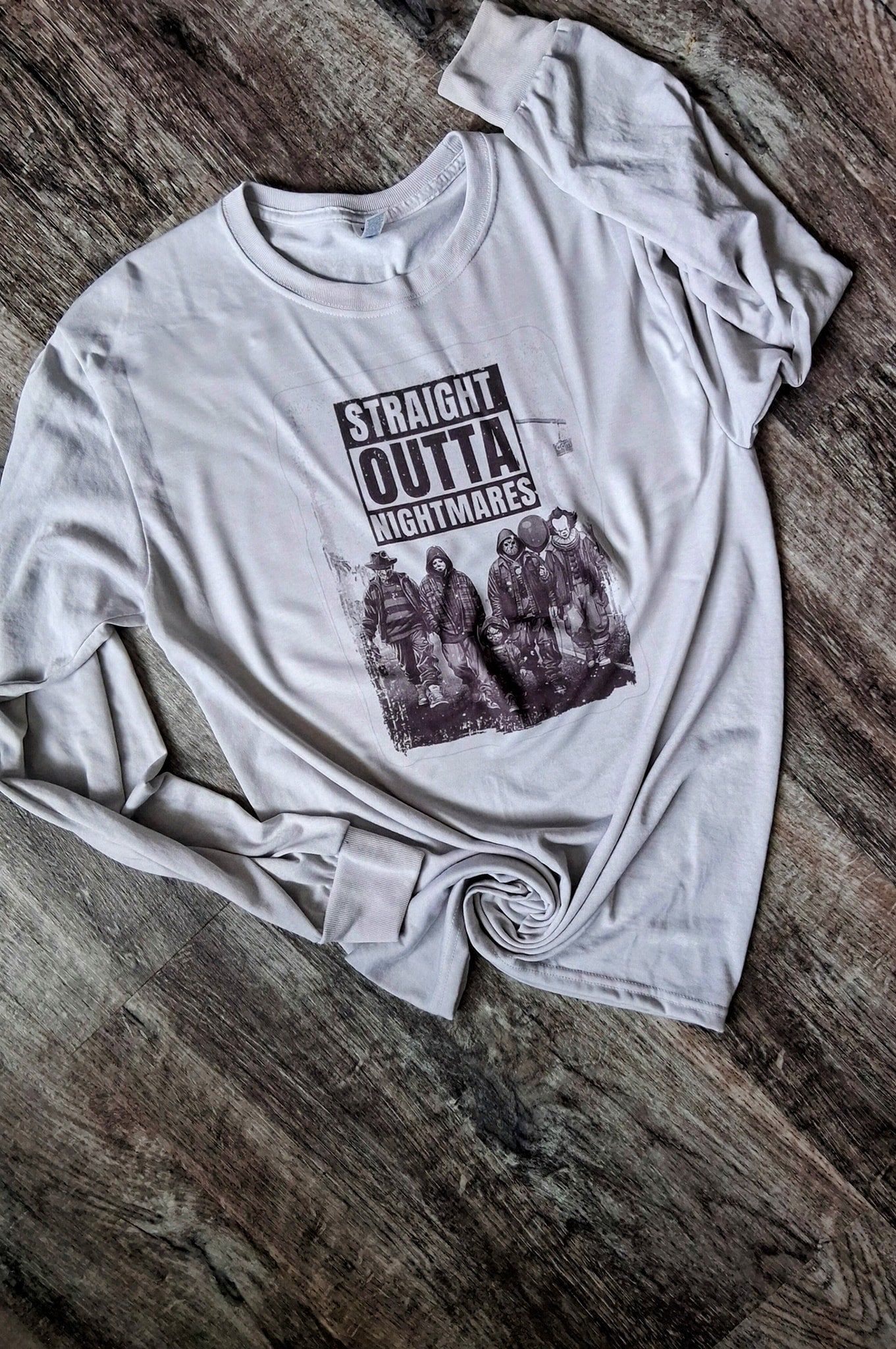 Straight outta Nightmares Long sleeve