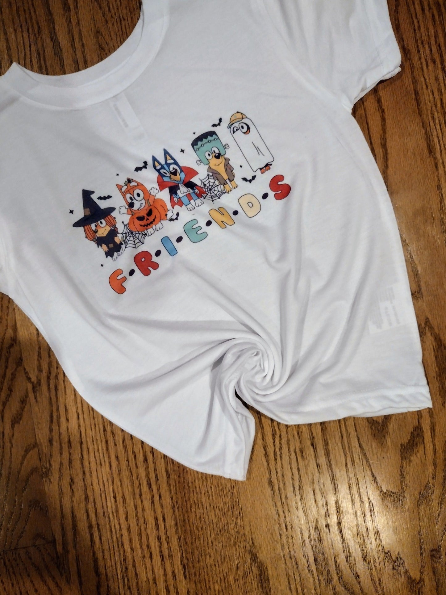 Friends tee