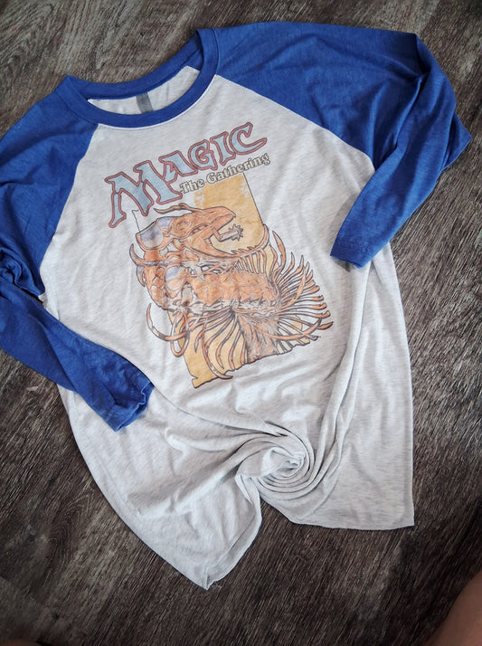 Magic raglan